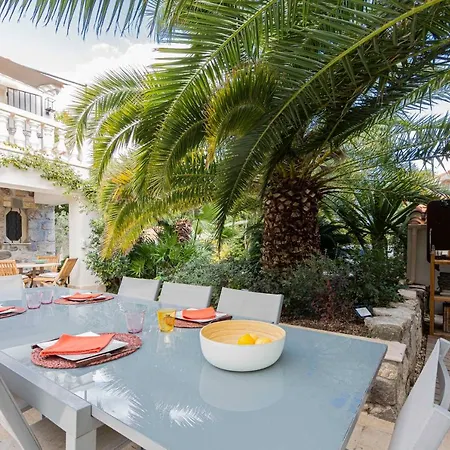 Villa Haven Of Peace In Cap D'antibes Heated Swimming Pool Close To The Beaches